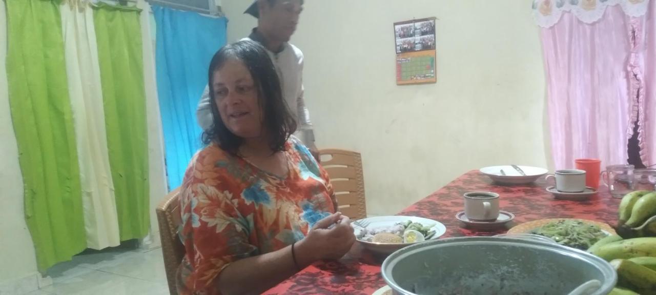 Karleta Homestay Ruteng Εξωτερικό φωτογραφία