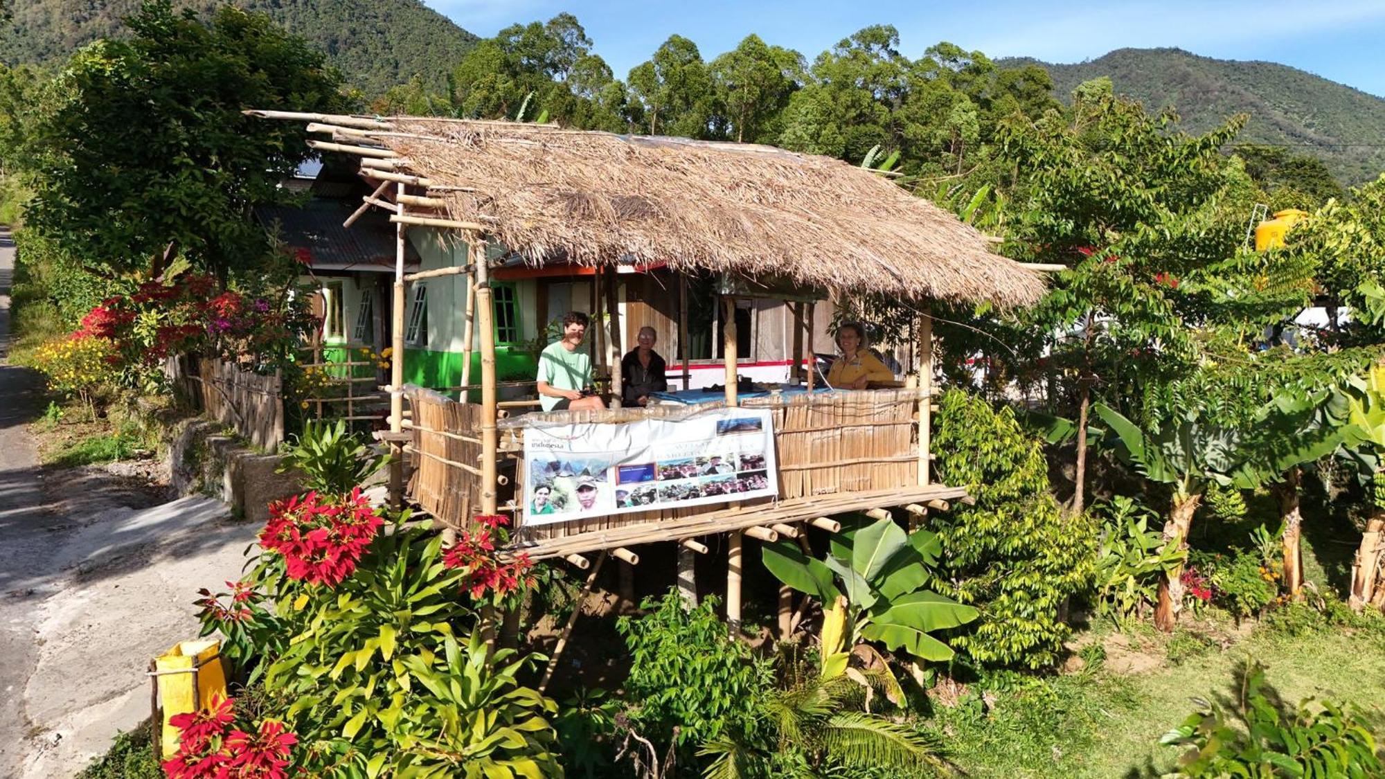 Karleta Homestay Ruteng Δωμάτιο φωτογραφία