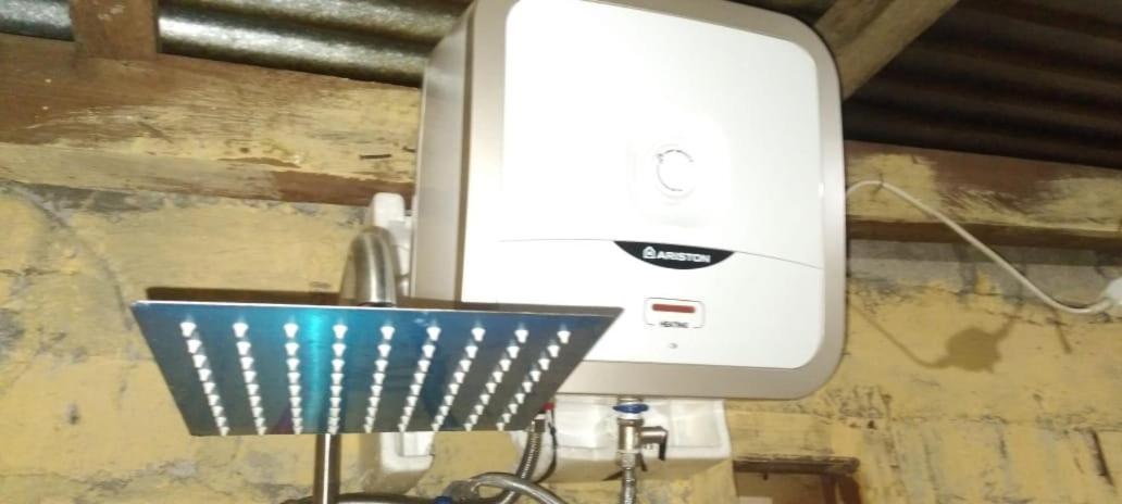 Karleta Homestay Ruteng Εξωτερικό φωτογραφία