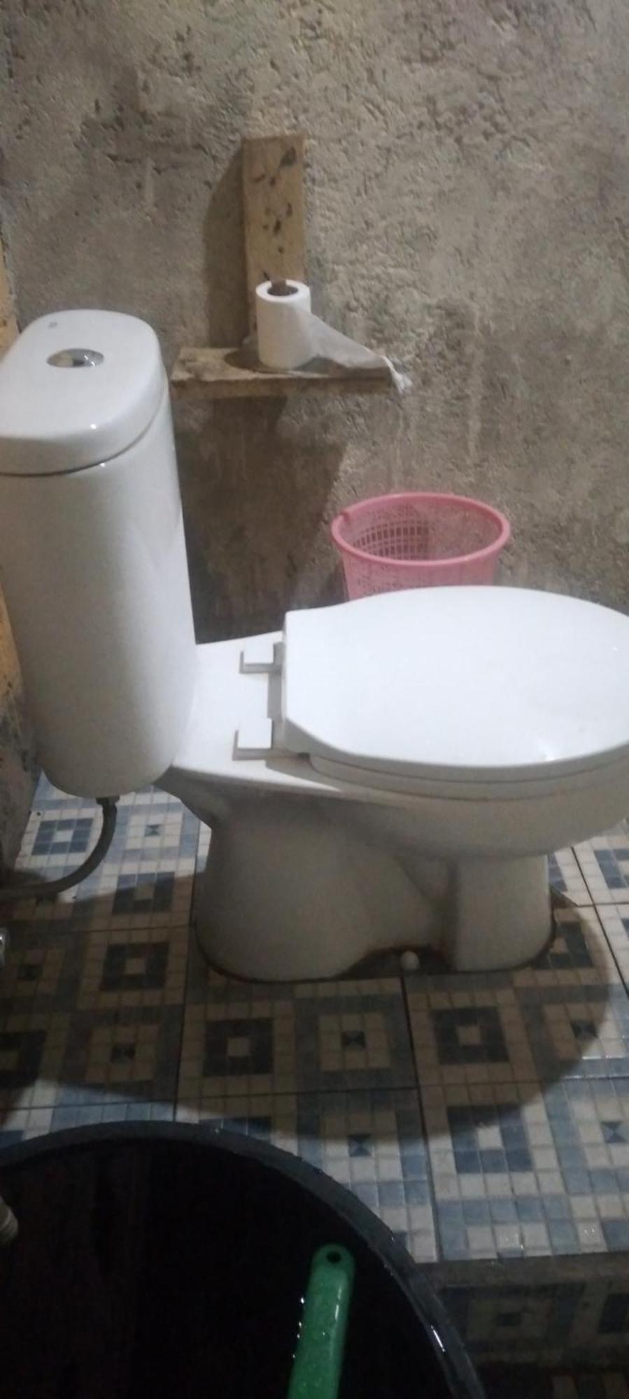 Karleta Homestay Ruteng Εξωτερικό φωτογραφία